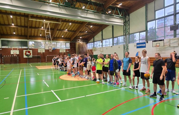 465921432_1084050423516295_5511249707323194696_n